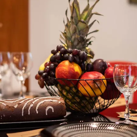 Of Byron בית הארחה 4*