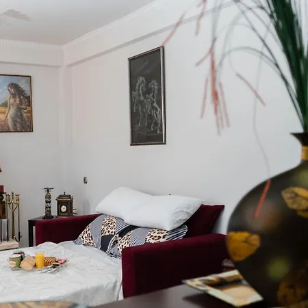 Of Byron בית הארחה 4*