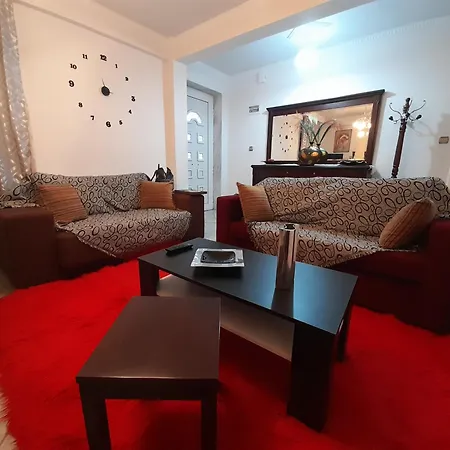 Of Byron בית הארחה 4*