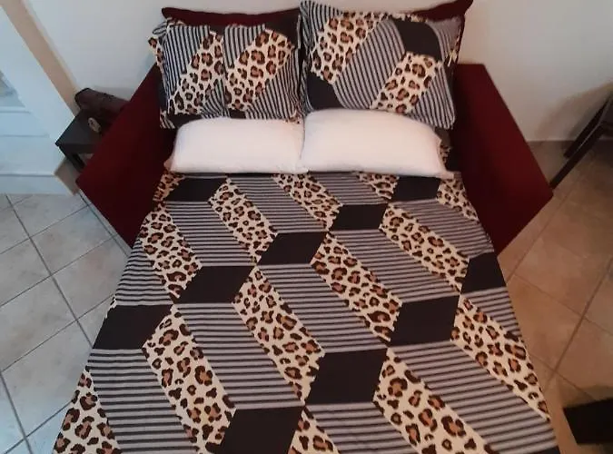 Of Byron Vendégház Kasztráki